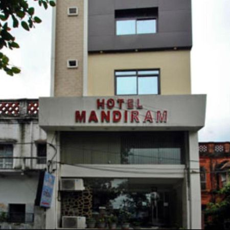 Hotel Mandiram Allāhābād Junction Exterior foto