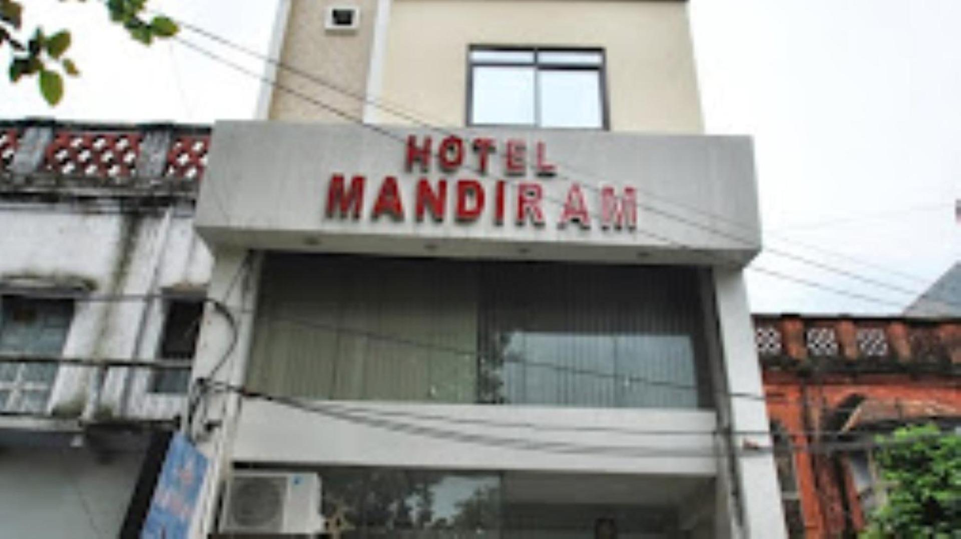 Hotel Mandiram Allāhābād Junction Exterior foto